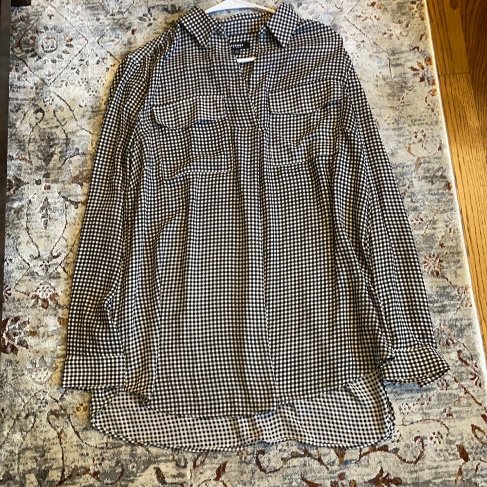 Nice blouse by premise